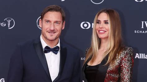 ilari e i rolex|La tormentosa separación de Francesco Totti e Ilary Blasi  .